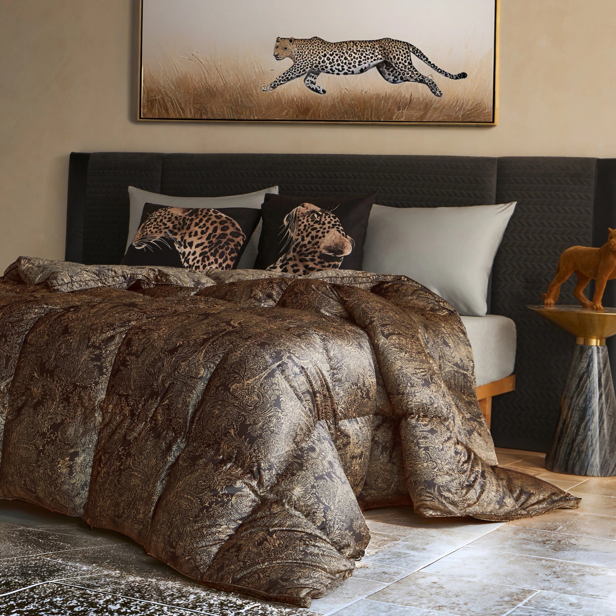 Deluxe Silk Goose Down Comforter