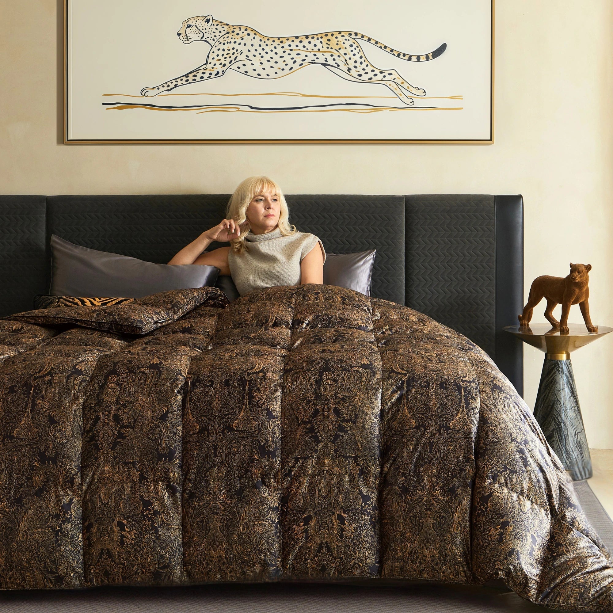 Deluxe Silk Goose Down Comforter