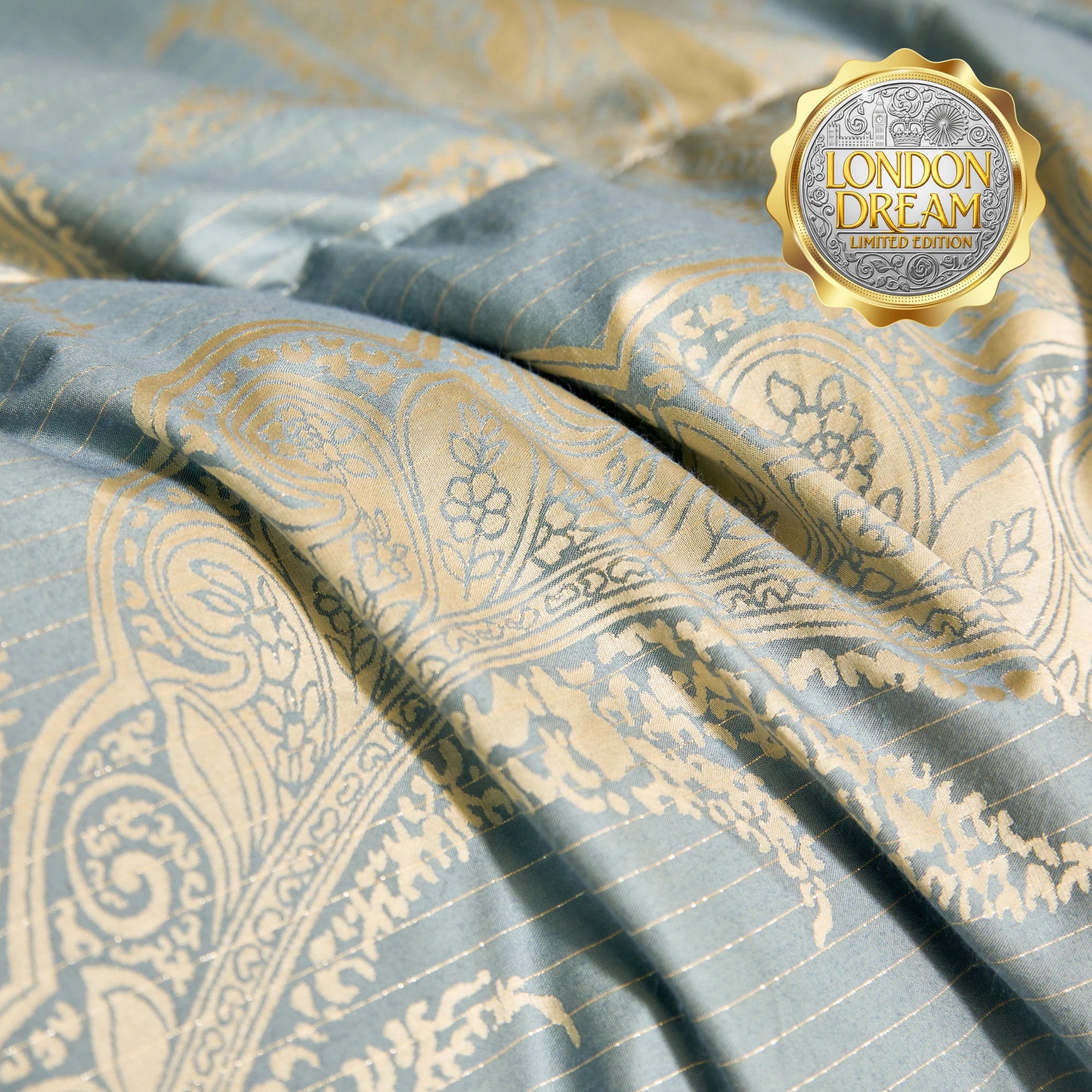 Deluxe Silk Goose Down Comforter