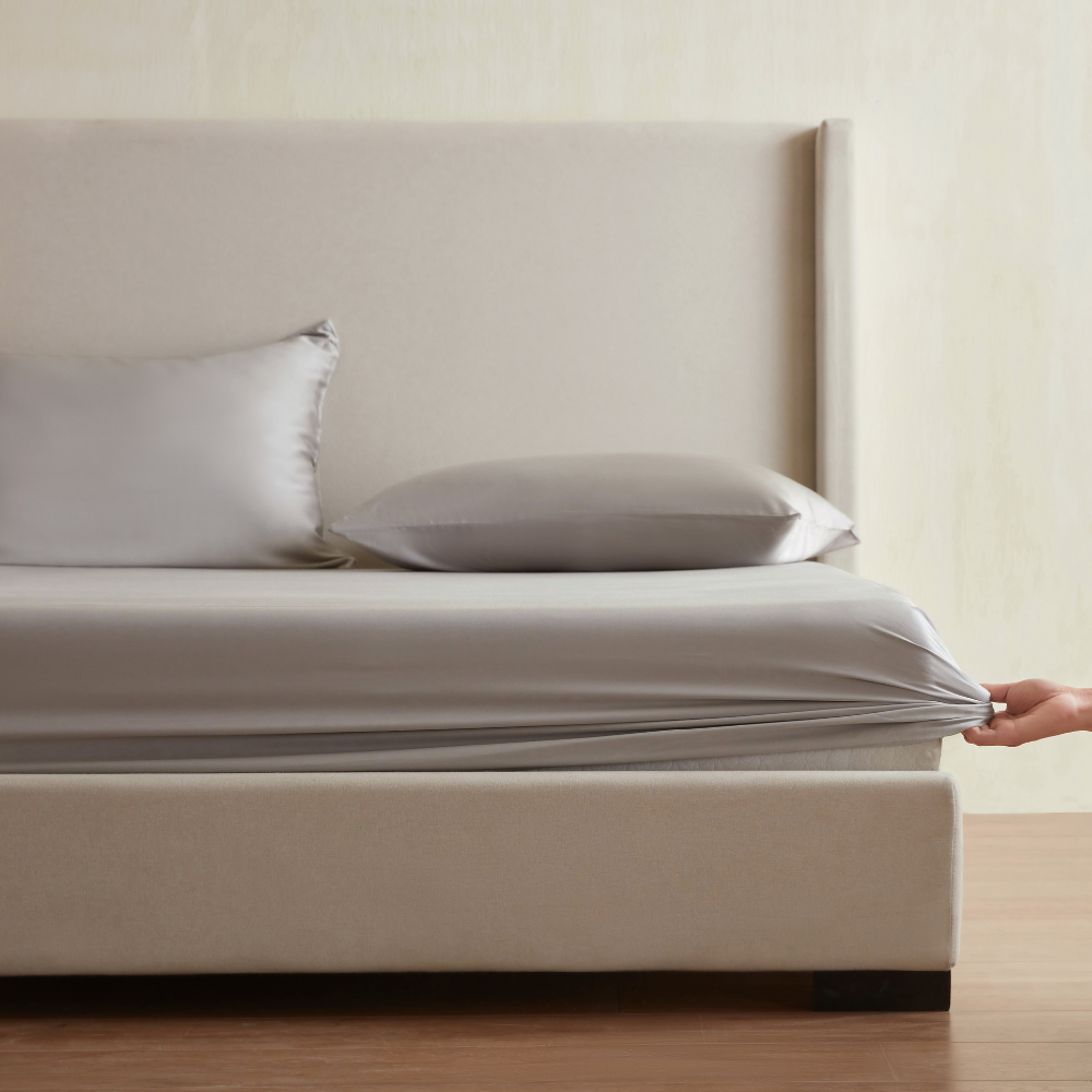 Summer-Breeze Down Comforter (Ultra-Light & All-Natural) - Warmy & Tummy