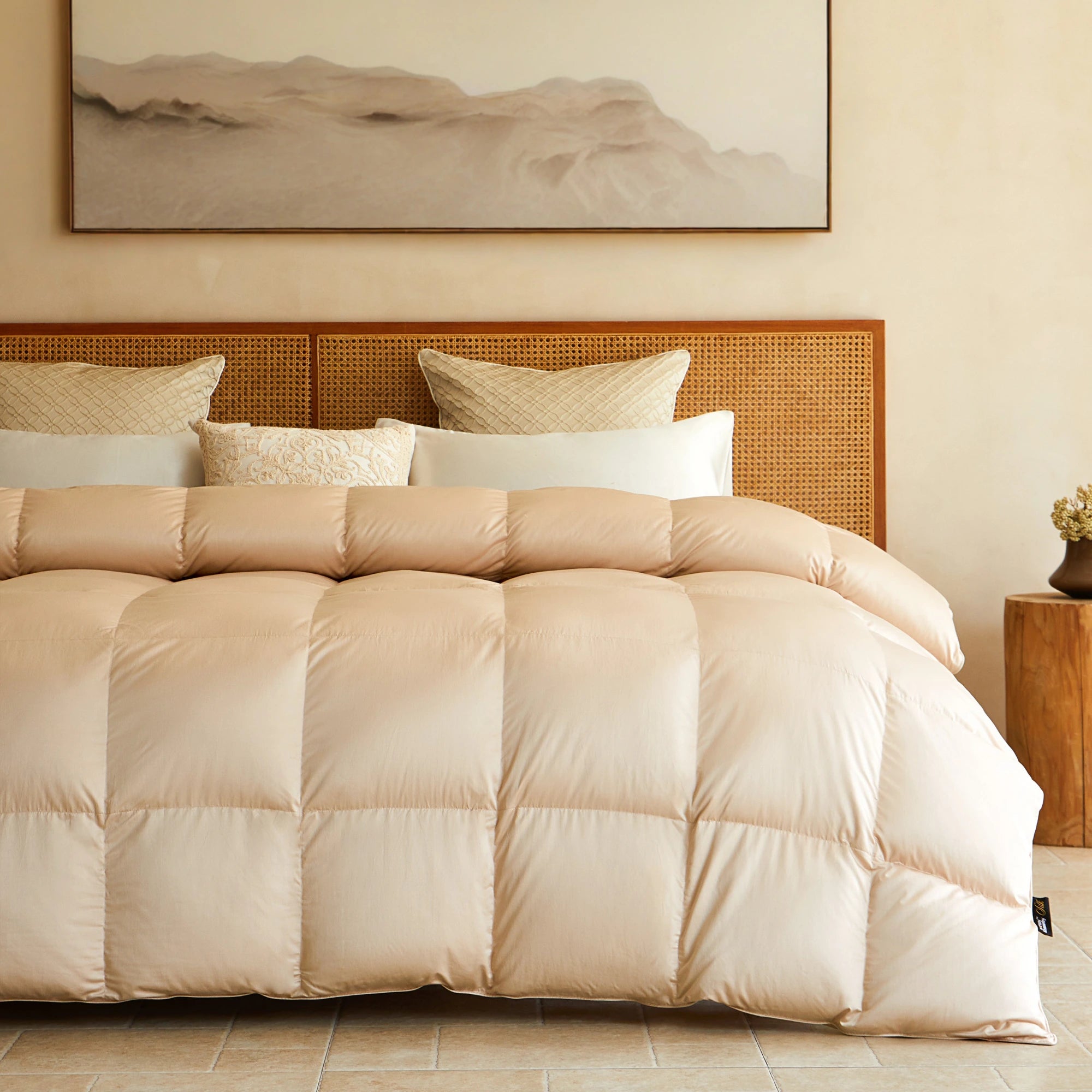 Deluxe Silk Goose Down Comforter