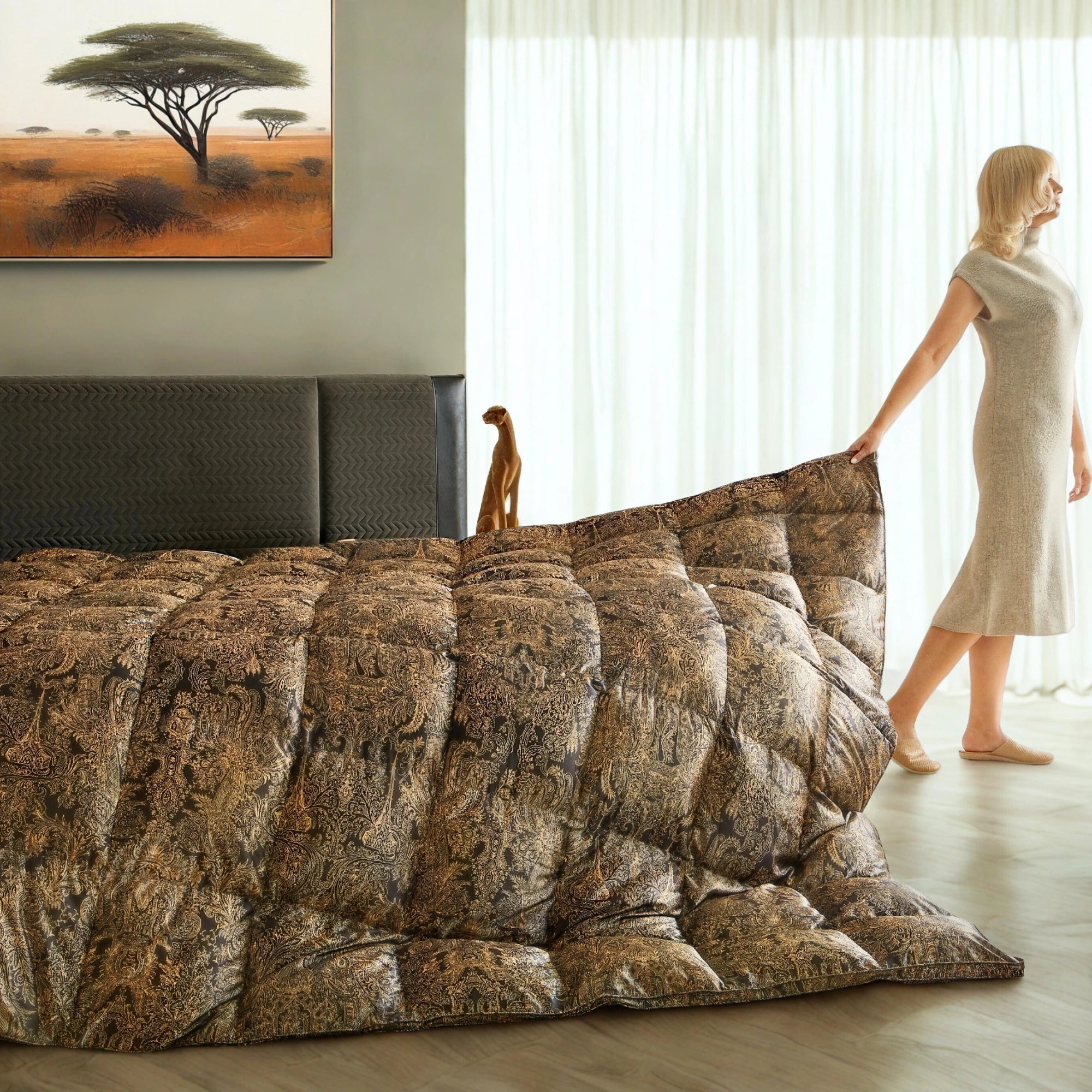 Deluxe Silk Goose Down Comforter