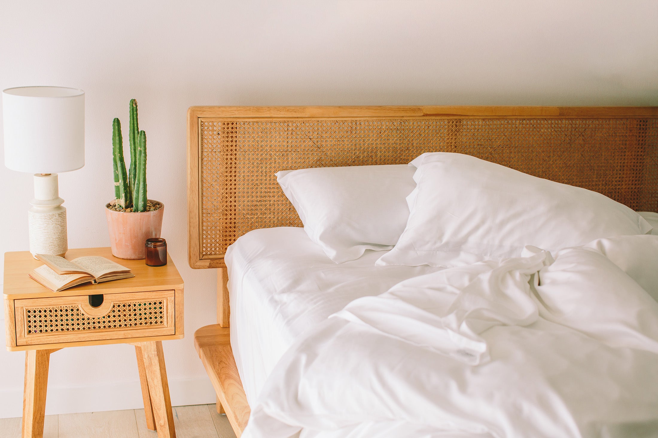 Sateen Organic Cotton Duvet Cover Set + Shams