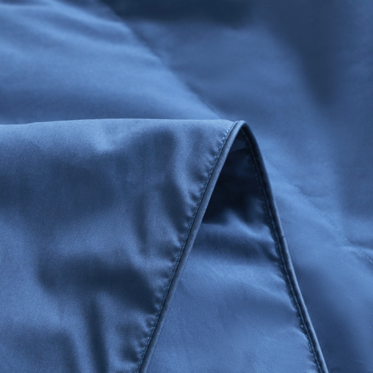 Luxecool™ Cooling Down Comforter + Breathe - Zone™ Tech - Warmy & Tummy