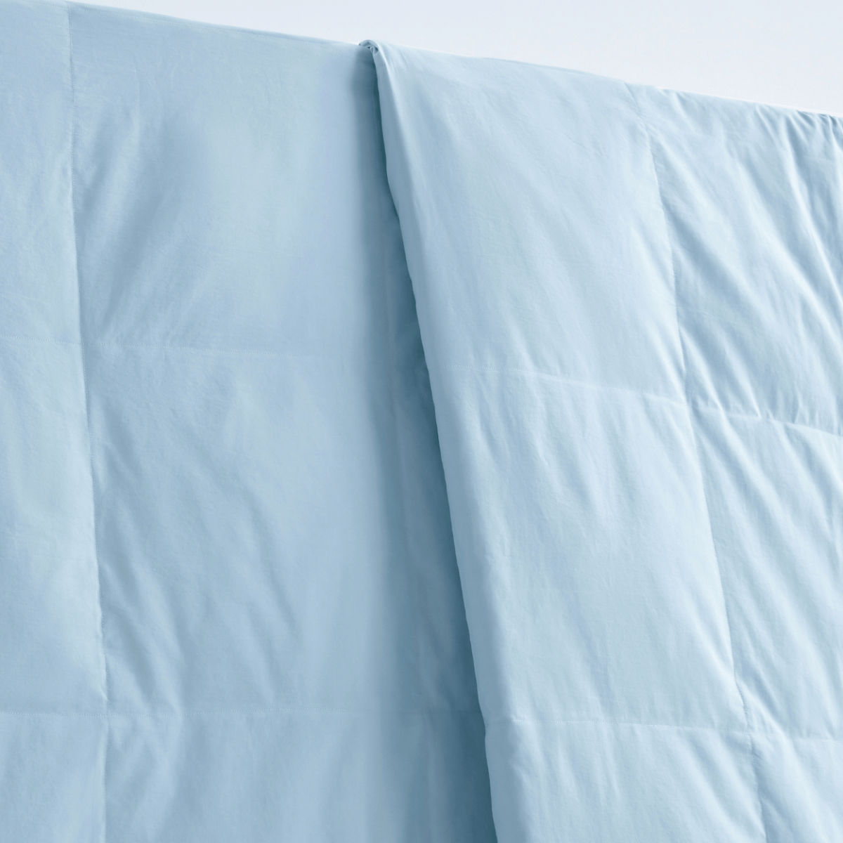 Luxecool™ Cooling Down Comforter + Breathe - Zone™ Tech - Warmy & Tummy
