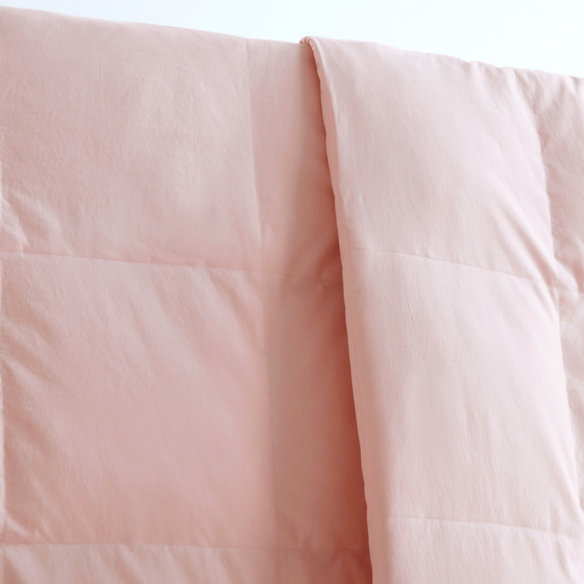 Luxecool™ Cooling Down Comforter + Breathe - Zone™ Tech - Warmy & Tummy